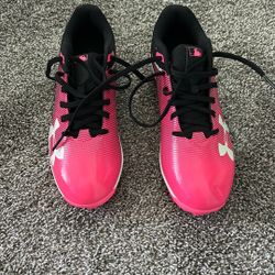 Soccer cleats size 4.5 youth