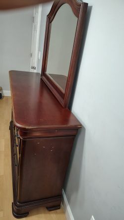 Bedroom Dresser