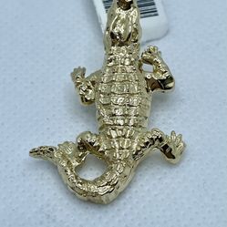 14KYG CUSTOM GATOR CHARM