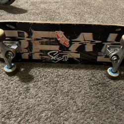 8.5 Skateboard