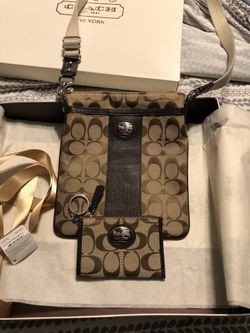 COACH CROSS BODY AND COIN PURSE