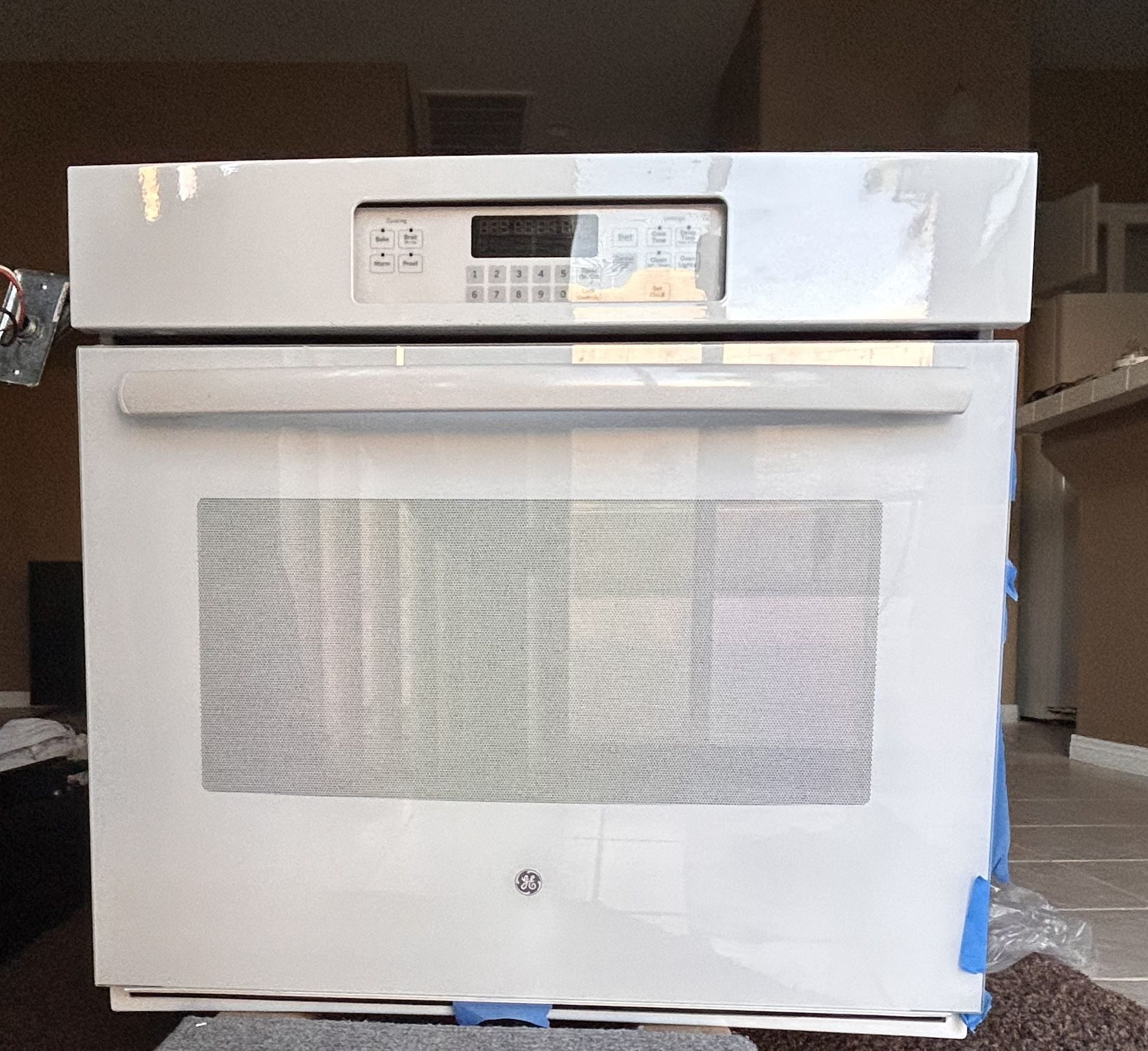 White GE Wall Oven