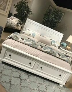 Brand New Wooden Storage Bed Frame : Queen / Eastern King / California King