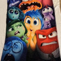 Disney Pixar Inside Out kids fleece blanket 40” x 60”
