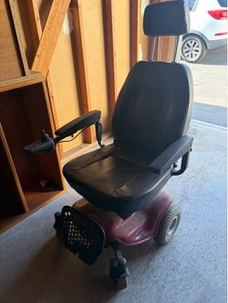 Electric wheelchair