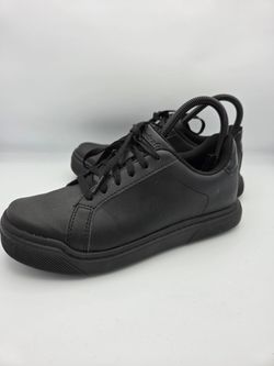 Tredsafe Women's Jenna Slip-Resistant Shoes with solid black design and a lace-up closure sz 7.5