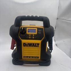 Dewalt DXAEJ14 Jump Starter w Digital Air Compressor Inflator USB Work Light
