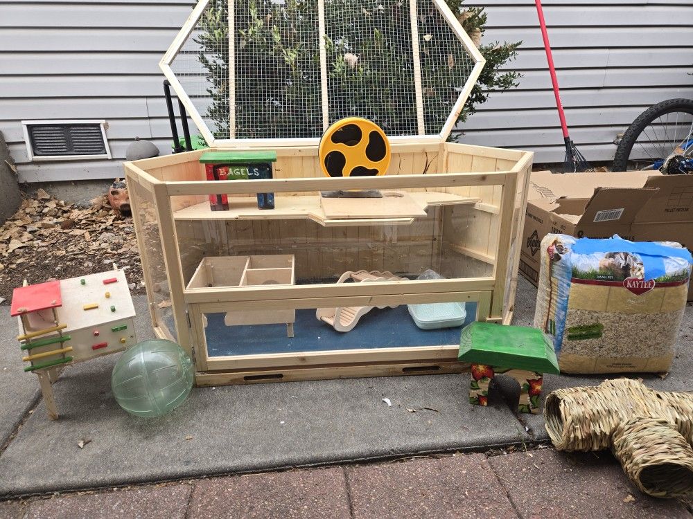 Hamster Cage With Accessories 