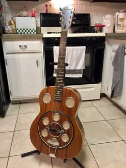 Conrad 2024 resonator guitar