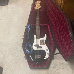 Fender squire p bass With Strap Locks