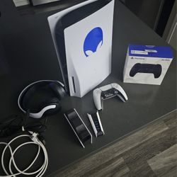 Ps5 1TB + Extra Accessories / New Dualsense Controller