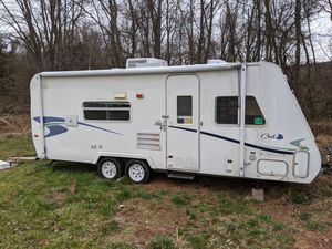 Photo Free gutted camper/trailer
