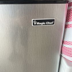 Magic chef  mid size Fridge And Freezer