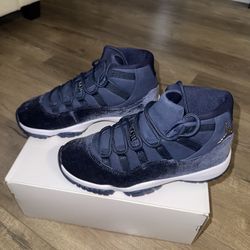 Jordan 11 Retro Midnight Navy