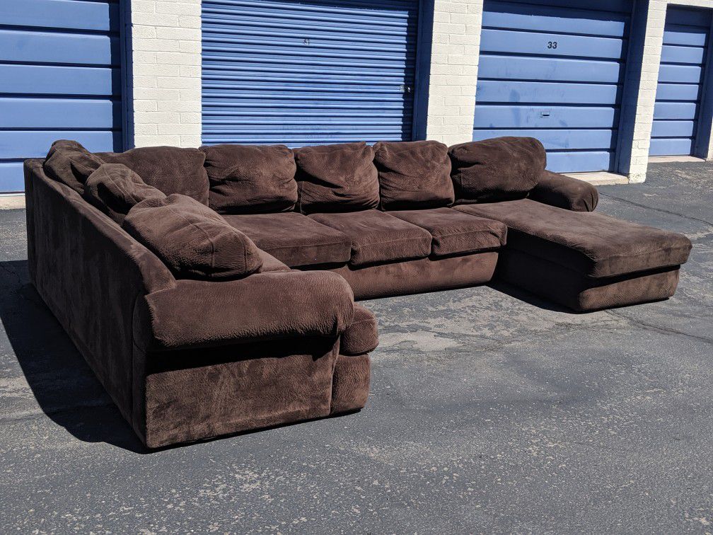 NEW 14FT XXXL SECTIONAL SOFA Delivery available