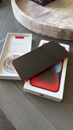 iPhone 14 (red)