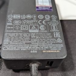 Microsoft Surface Charger 44w