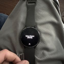 Samsung Galaxy Watch 4