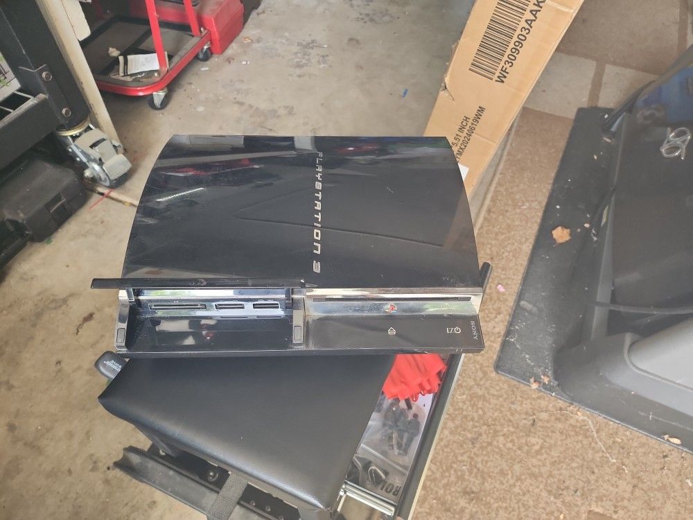 Playstation 3 - Backwards Compatible Version