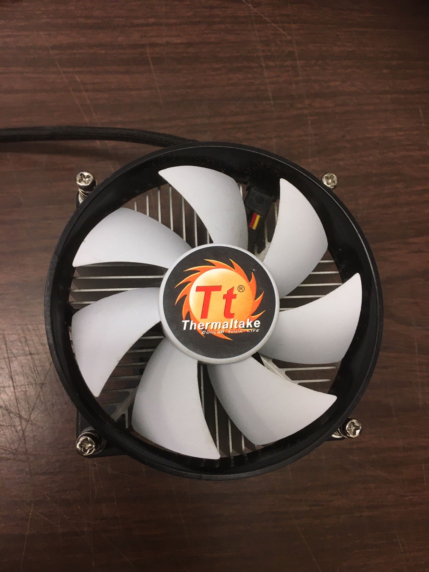 Thermal take Cpu cooler for LGA1150