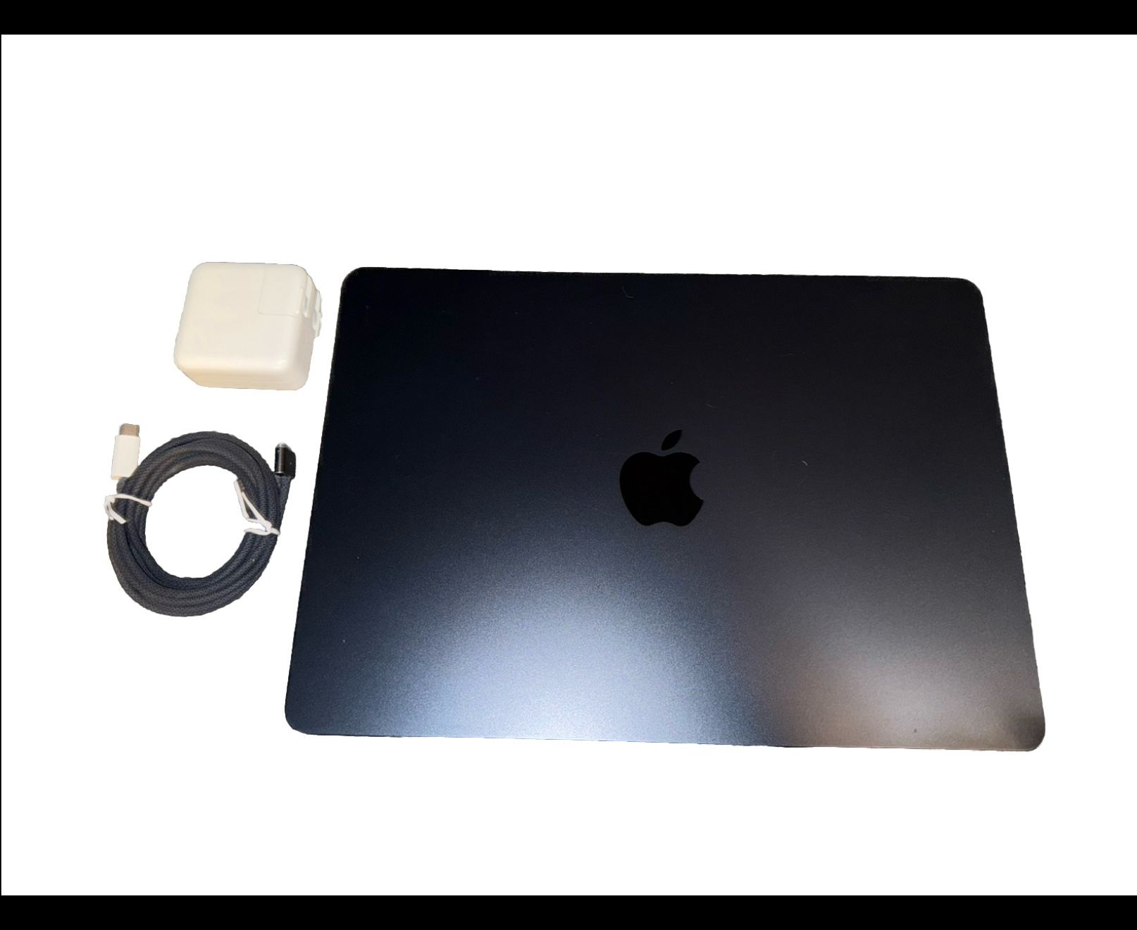 MacBook M2 2022/2023