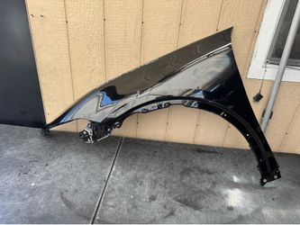 2023 2024 TOYOTA CROWN LEFT SIDE FENDER OEM USED