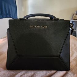 MK Purse 