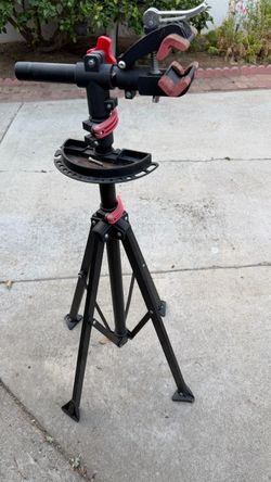 Bike repair stand