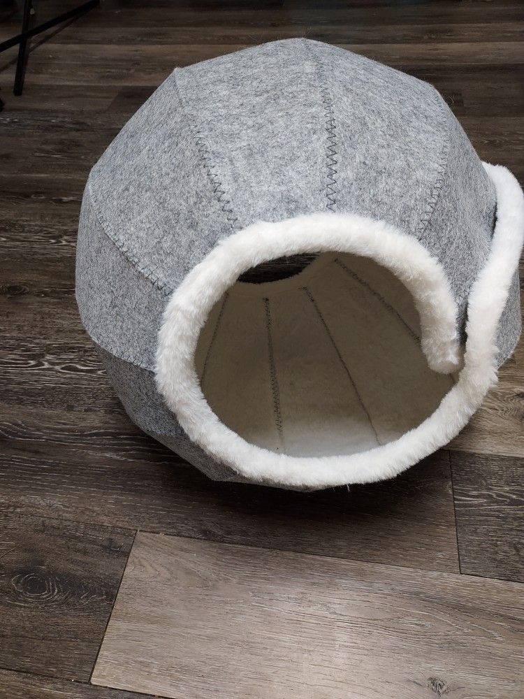 Cat House