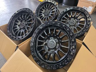 17" LOCK GRIT wheels/ black on black