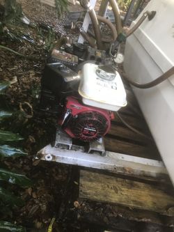 Pest control tank and reel