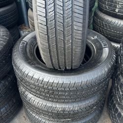 FOUR GOOD USED TIRES 95%TREAD LIFE.  245/70/17 MICHELIN 