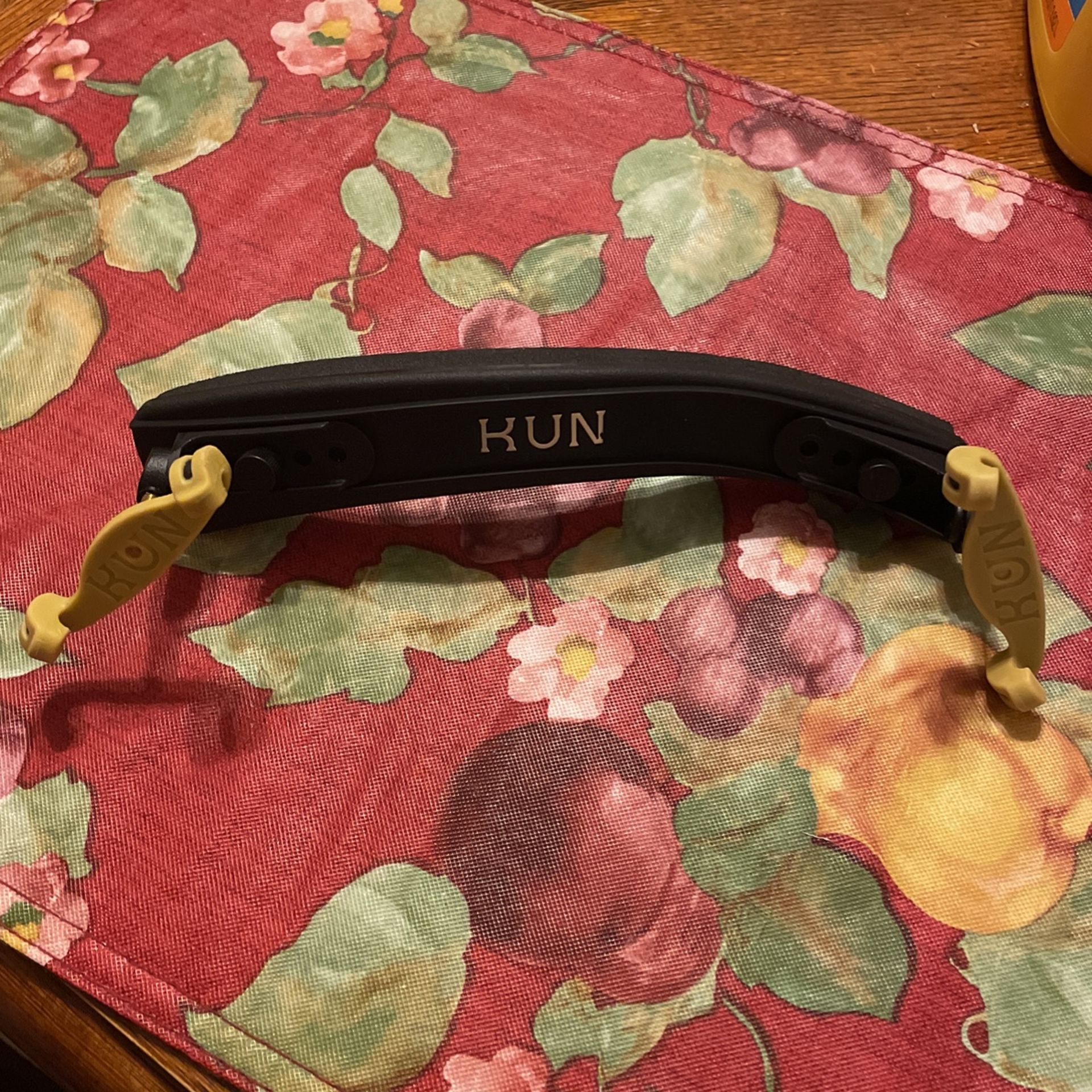 Violin Armrest