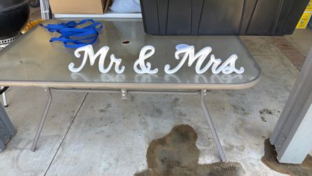 Mr and Mrs decor