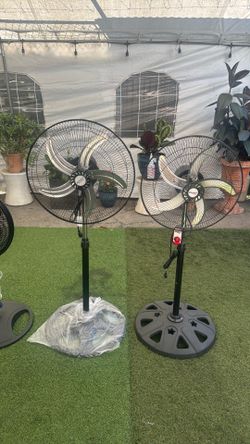 Rocket maX metal standing fans