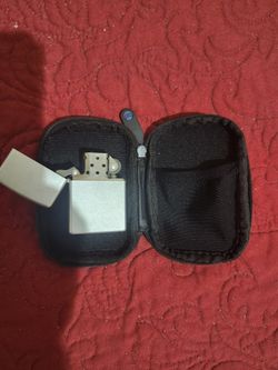 Plain Collectors Zippo Lighter W/case