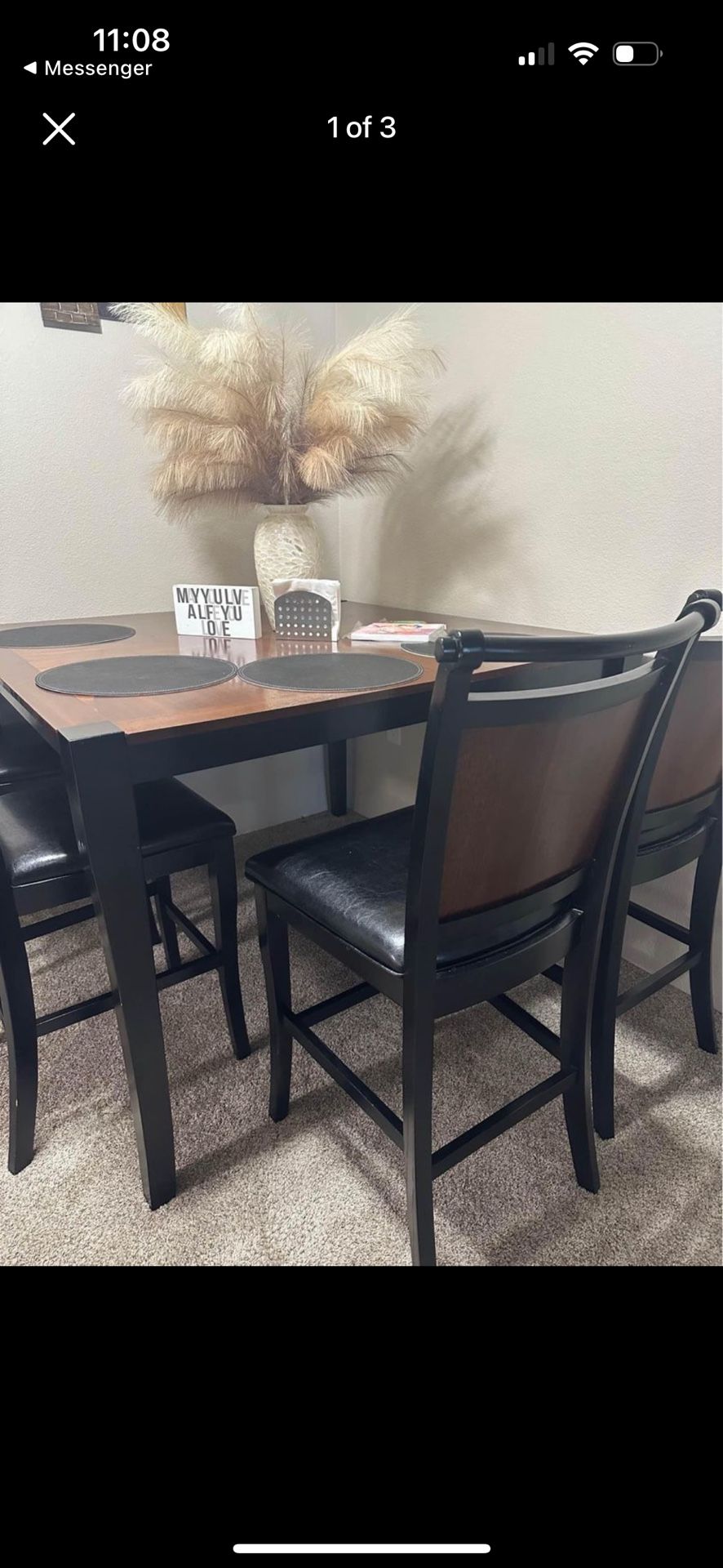 Table And Chairs 