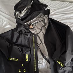 NIKE ACG GORETEX JACKET