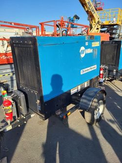 WELDER WELDING MACHINE 500 AMP DSL/GAS - MILLER BIG BLUE 500PRO