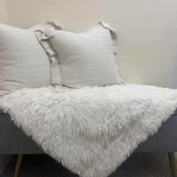 Ottoman With Storage 