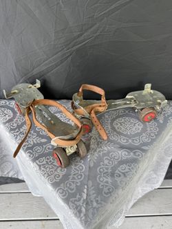 UNION #5 Vintage, ROLLER SKATES, Metal, clip on, 1950-60’s