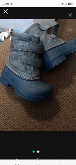 Boots. Toddler Sz 4. Waterproof