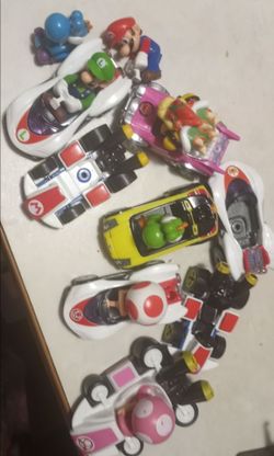 Hotwheels Mario Kart Diecast Toy Vehicles and Small Figures