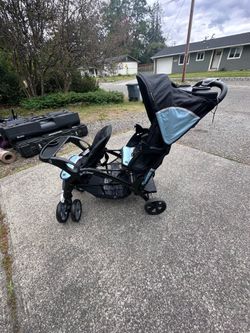 Baby Trend dual stroller