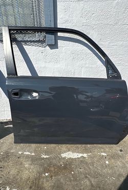 2014-2024 TOYOTA 4 RUNNER  DOOR FRONT RIGHT PASSENGER