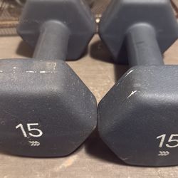 2 15 pound dumbbells