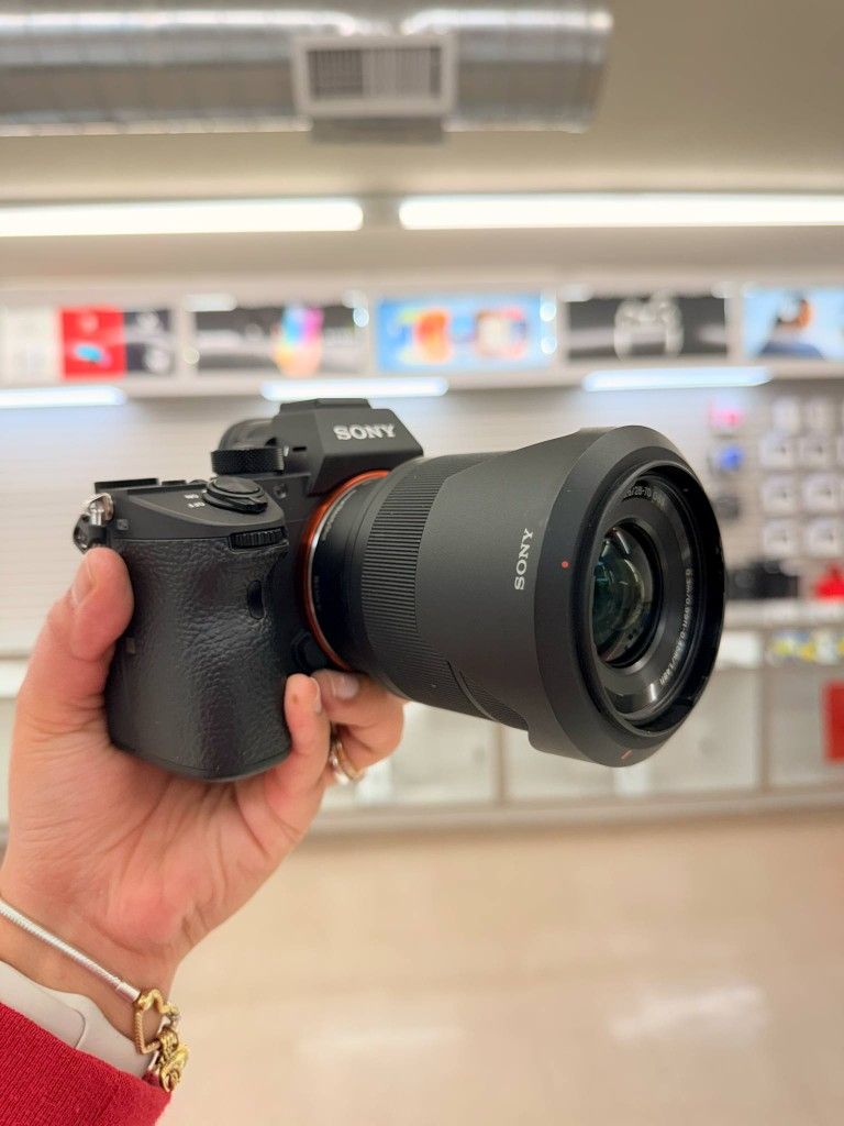 Sony A 7R III