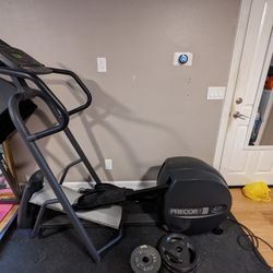 Precor efx5.17i Elliptical - Works Great!