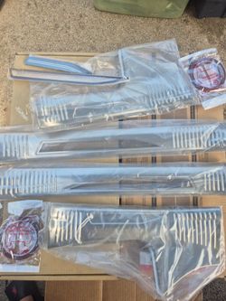 New //door sill scuff plate cover trim// please see all the pictures for details