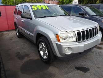 2005 Jeep Grand Cherokee 150000 miles like new loaded navi sunroof leather. NO CREDIT CHECK